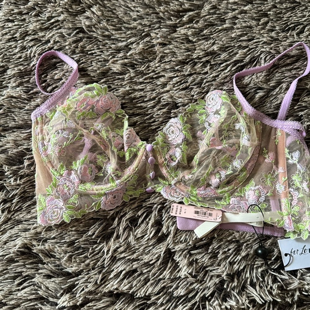 For love and lemons size large